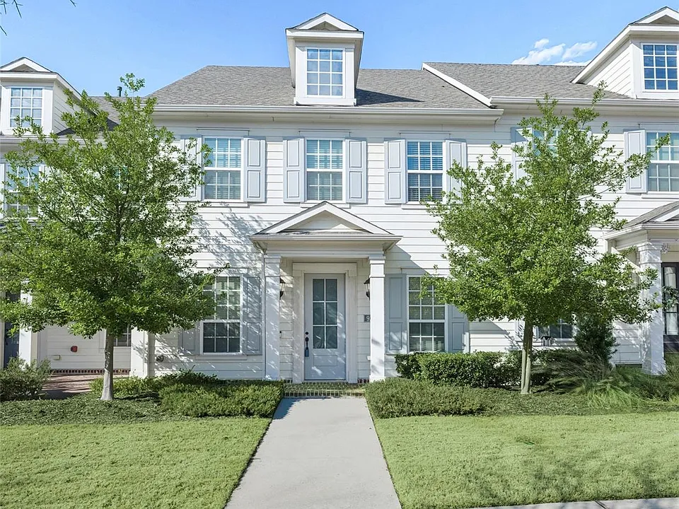 928 Marian Dr