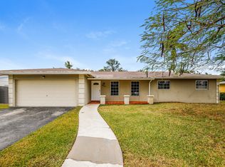 8461 SW 201st St, Cutler Bay, FL 33189