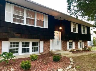 3 Capt Faldermeyer Dr, Stony Pt, NY 10980