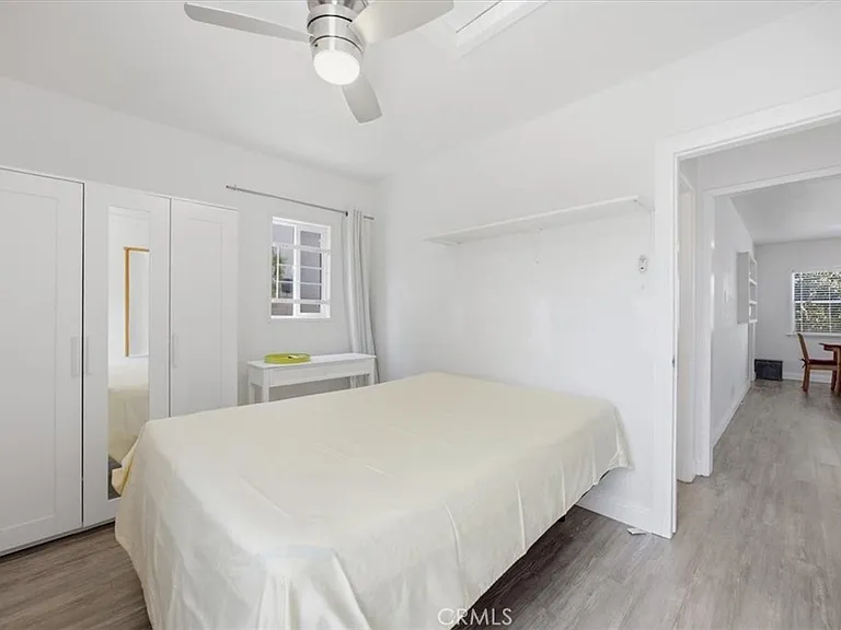 422 S Juanita Ave — Photo 12