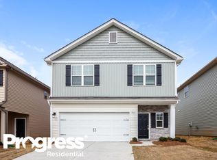 9217 Treyburn Dr, Charlotte, NC 28216