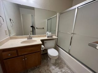 1114 Cedar Creek Dr UNIT 3, Modesto, CA 95355