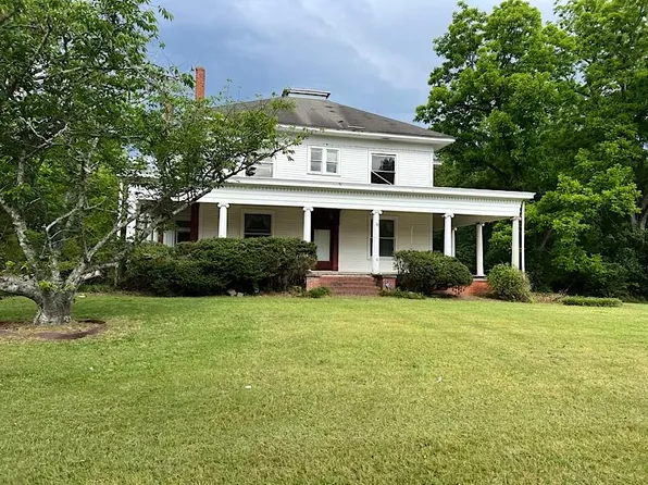 384 Jackson Ave, Talbotton, GA 31827
