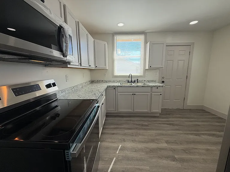 807 E Deshler Ave #807 — Photo 8
