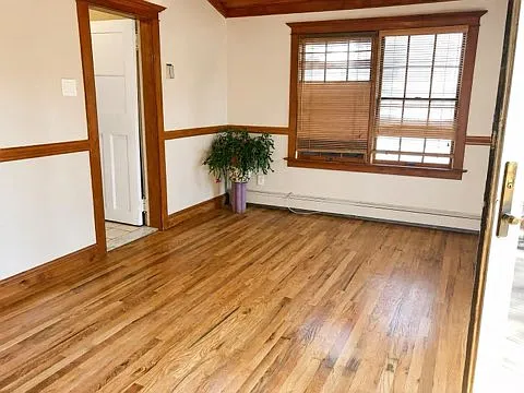 30 Nassau Rd — Photo 9