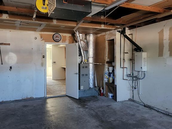 2 Car Garage
