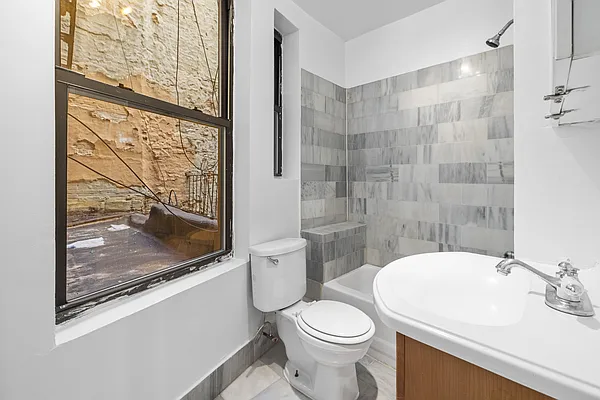 Rented by Dalan Rentals | media 10