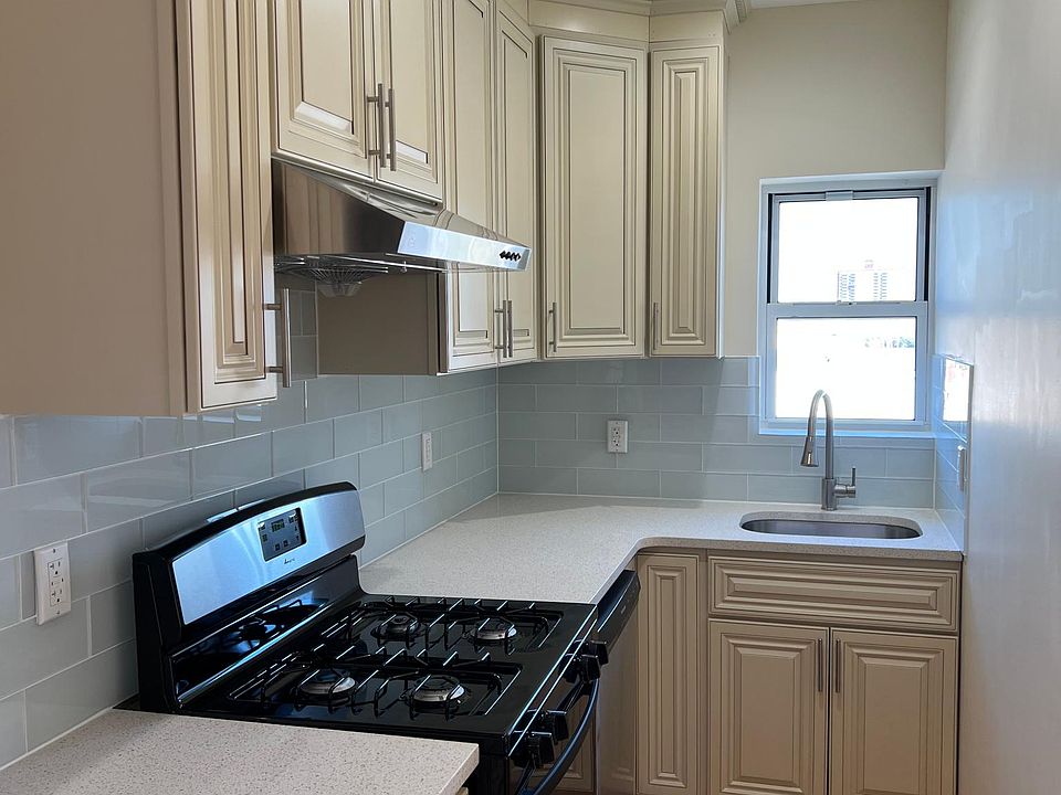 New kitchen