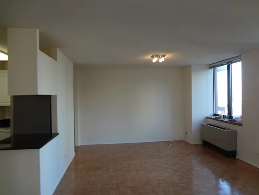 Rented by Royal Operation System | media 26