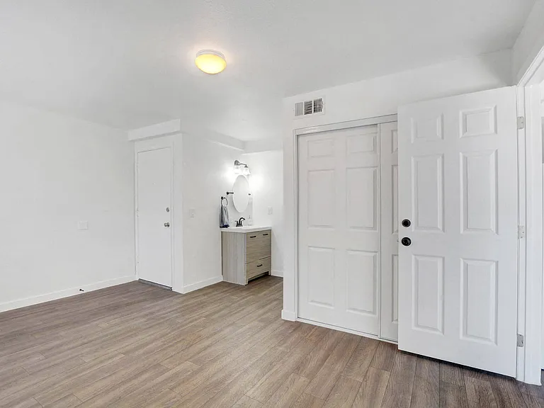 Viva Apartments — Photo 14