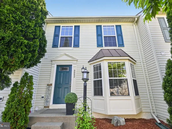 9053 Falcon Glen Ct, Bristow, VA 20136