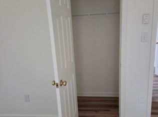 141 Bellemonte Ave APT C, Hawley, PA 18428