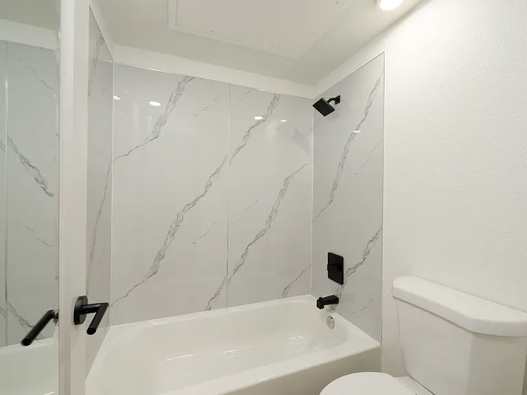 Bellevue Ridge — Photo 23