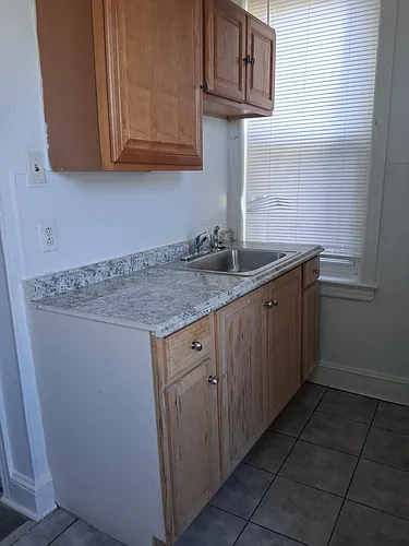1227 W Westmoreland St #3 Photo 1
