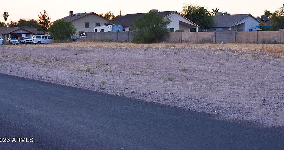 2nd image of 000 W 20th Ave. and Plaza Dr. - 290B -- #290B