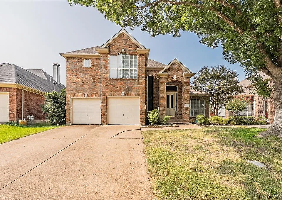 10503 Waters Dr