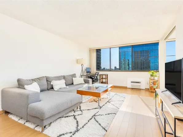 1255 Nuuanu Ave APT E2107, Honolulu, HI 96817