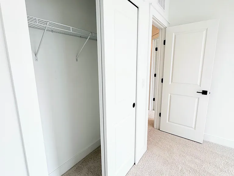 14928 Deco Cir — Photo 31