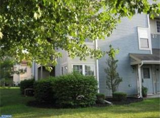 275 Andover Pl, Robbinsville, NJ 08691