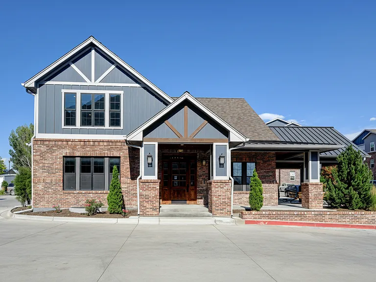 Clubhouse and leasing office
