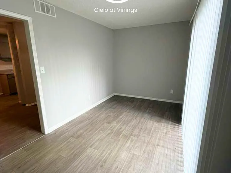Premium Living at Cielo at Vinings - Pool, Gym & More! — Photo 30