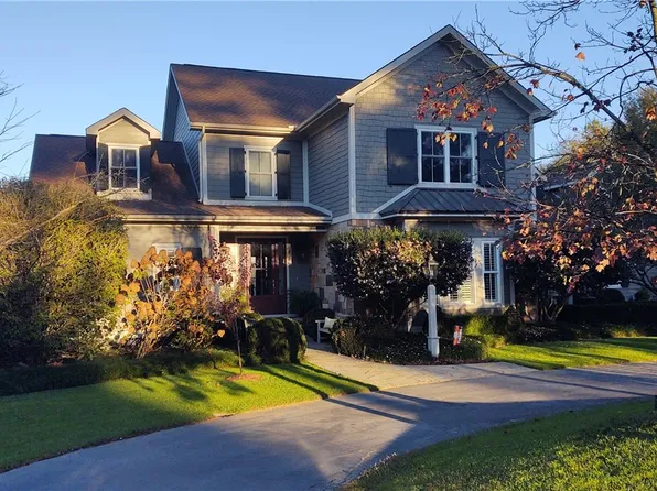 107 Creekside Dr, Pendleton, SC 29670