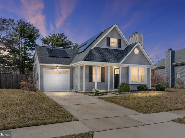 316 Hunters Rd, Swedesboro, NJ 08085