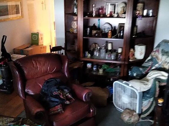 3rd image of 5850 18th St N APT 2