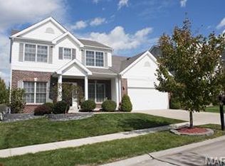 1307 Avondale Spring Dr, O'Fallon, MO 63368