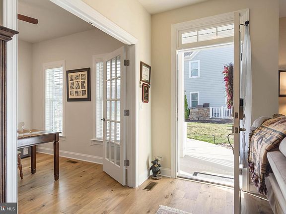 3rd image of 33187 Veranda Cir