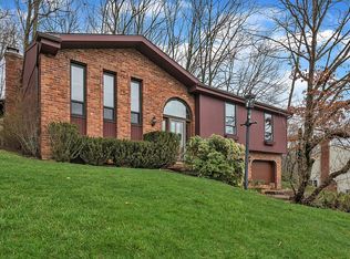 4549 Sylvan Dr, Allison Park, PA 15101