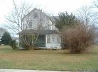 14 River Ave, Eastport, NY 11941