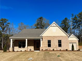 208 Merlin St, Opelika, AL 36801