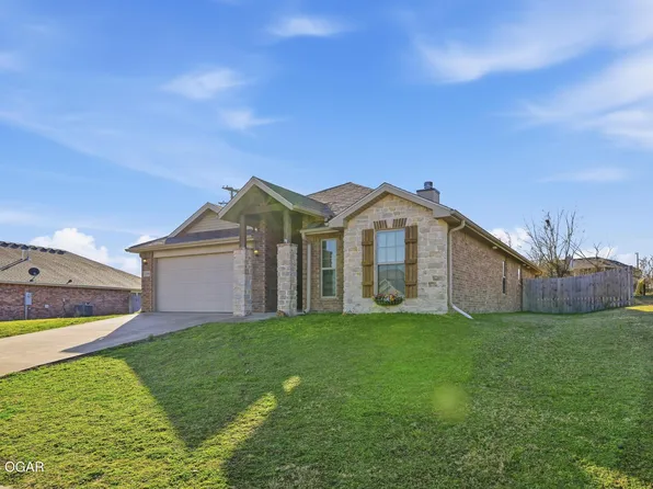 1308 Heather Ln, Webb City, MO 64870