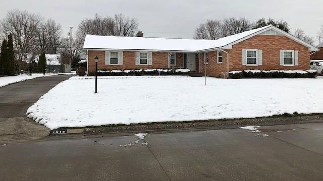 1st image of 1015 Standish Pl N