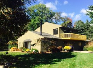 414 Bay Ln, Muskegon, MI 49445