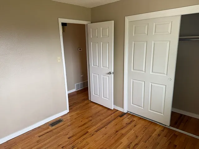 319 Bocage Dr — Photo 22