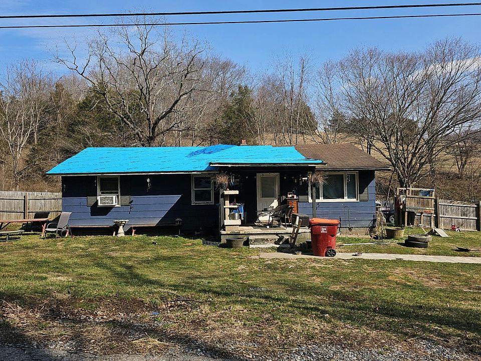 1st image of 520 Lucas Rd