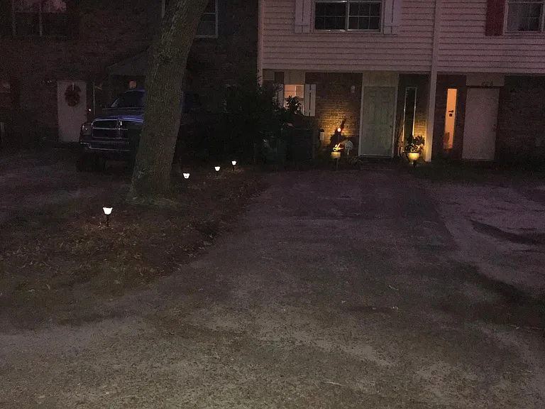 824 Shadow Ln — Photo 4