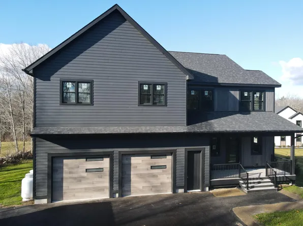 448 Blackstrap Road, Falmouth, ME 04105