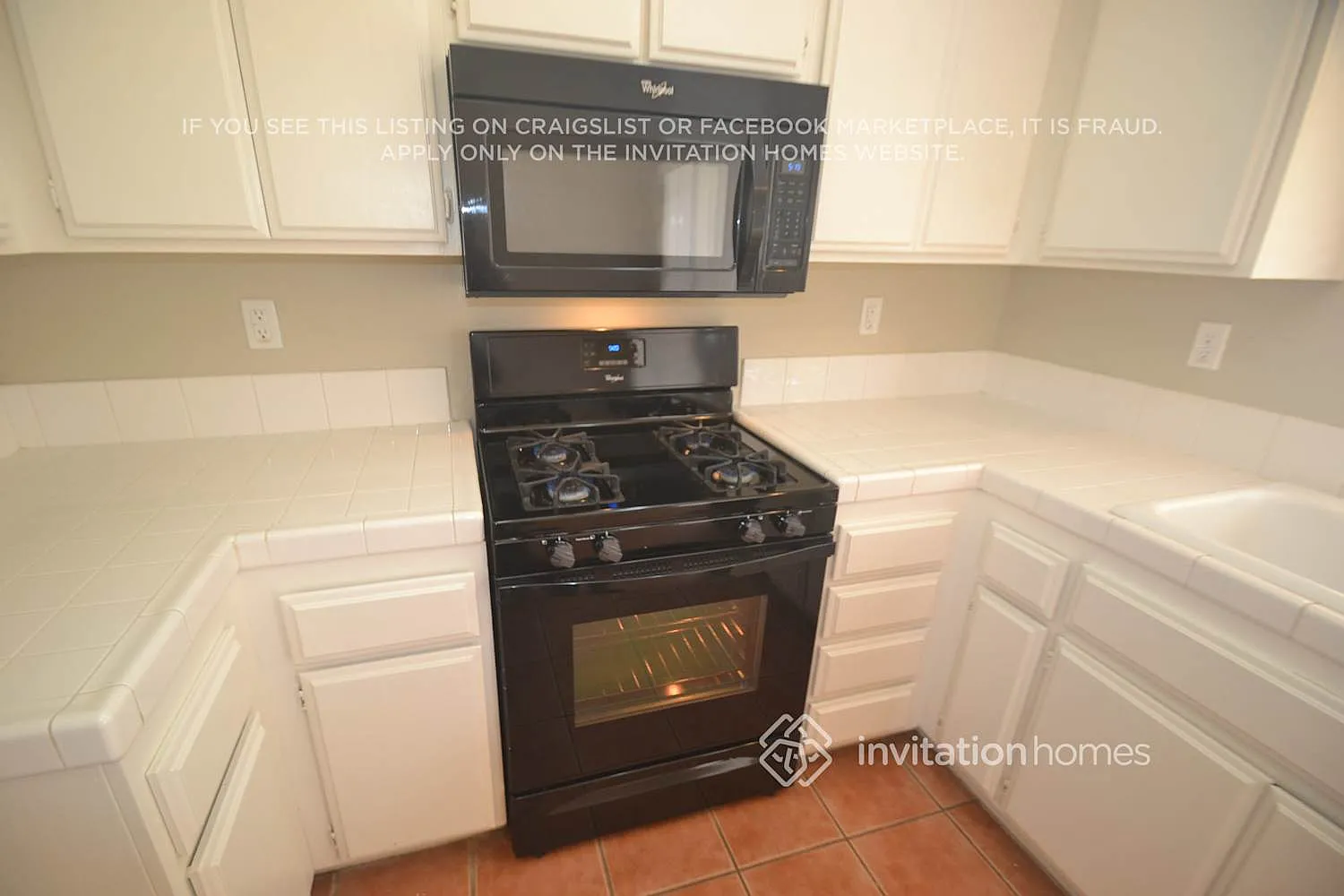 13467 Abbeywood Dr Corona, CA 92883 — Photo 4