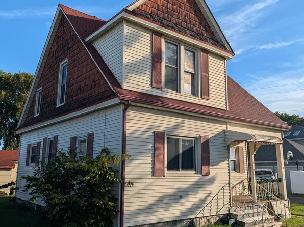 616 3rd Ave N, Wahpeton, ND 58075