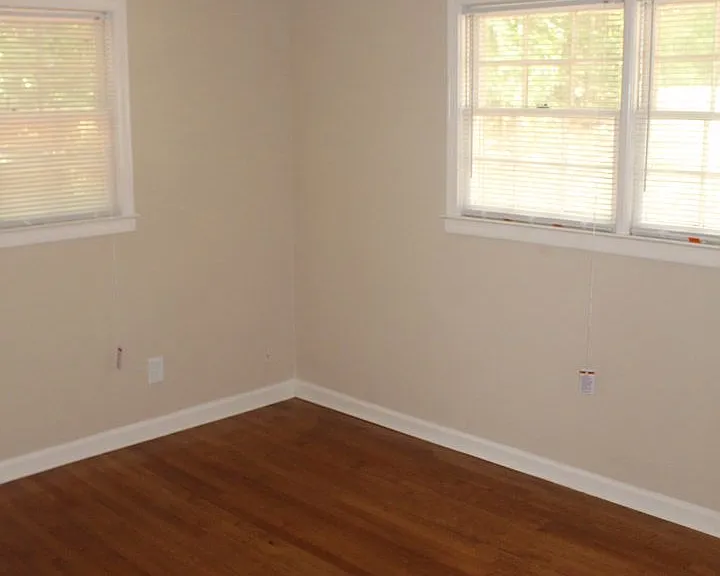218 Cochran Rd — Photo 16