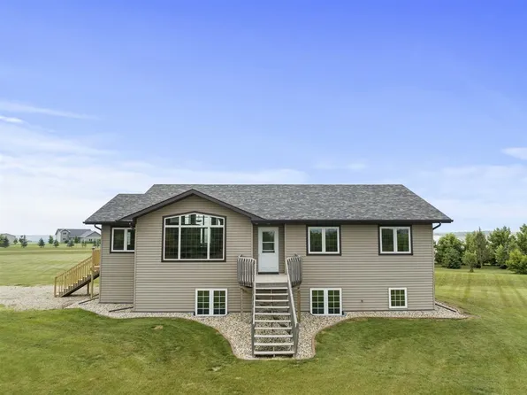 6101 Haider Rd, Burlington, ND 58722