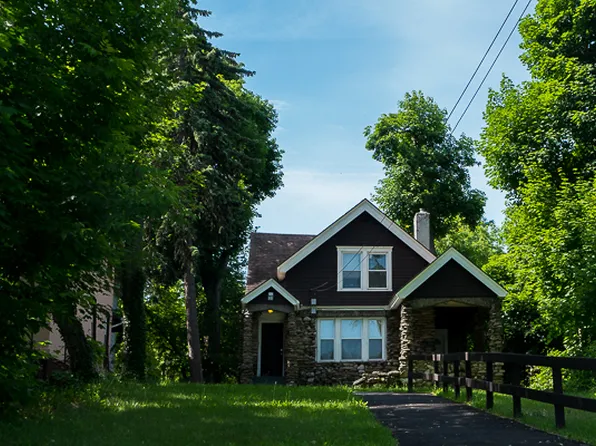 1920 East Genesee St