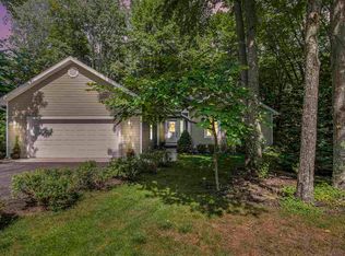 8576 Ridgeway Rd, Petoskey, MI 49770