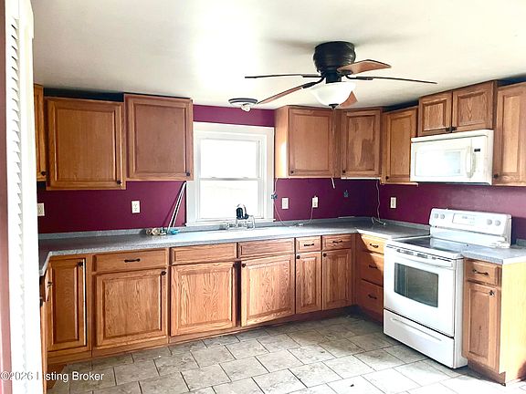 4th image of 2345 Brashears Creek Rd