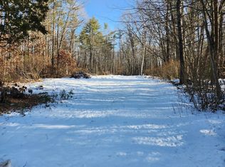 159 Golden Circle Dr, Farmington, NH 03835