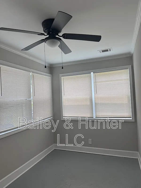 3 bed, 1.0 bath, $1,938 — Photo 3