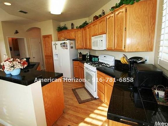 3rd image of 7113 Cedar Garden Ct